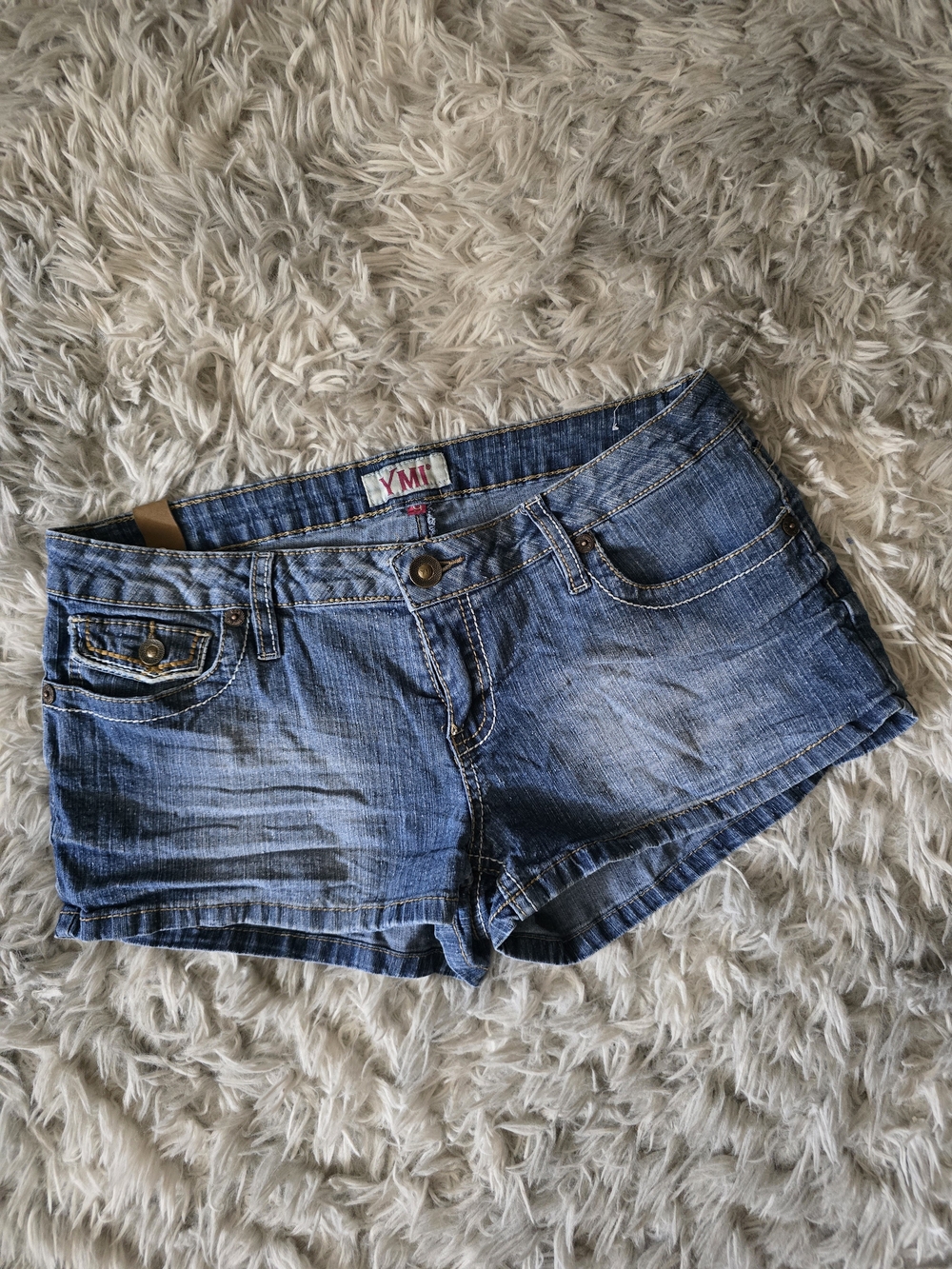 YMI Low Rise Embroidered Pockets Jean Shorts - Size 9